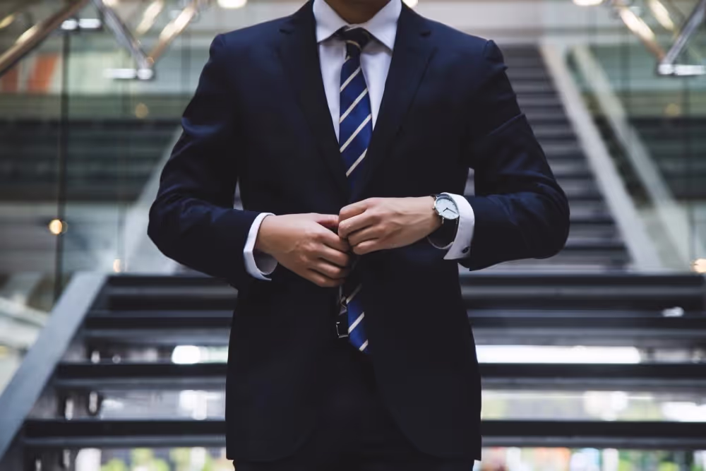 How to Interview a CEO in 100 Questions