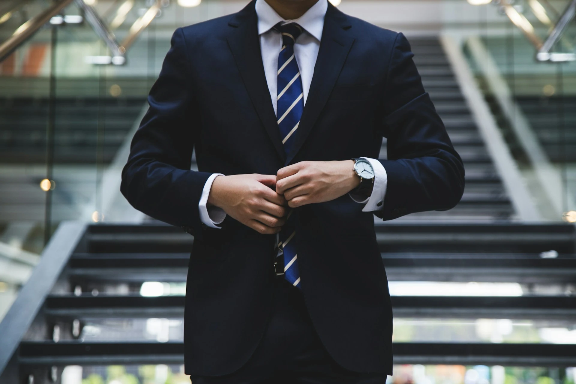 How to Headhunt on LinkedIn