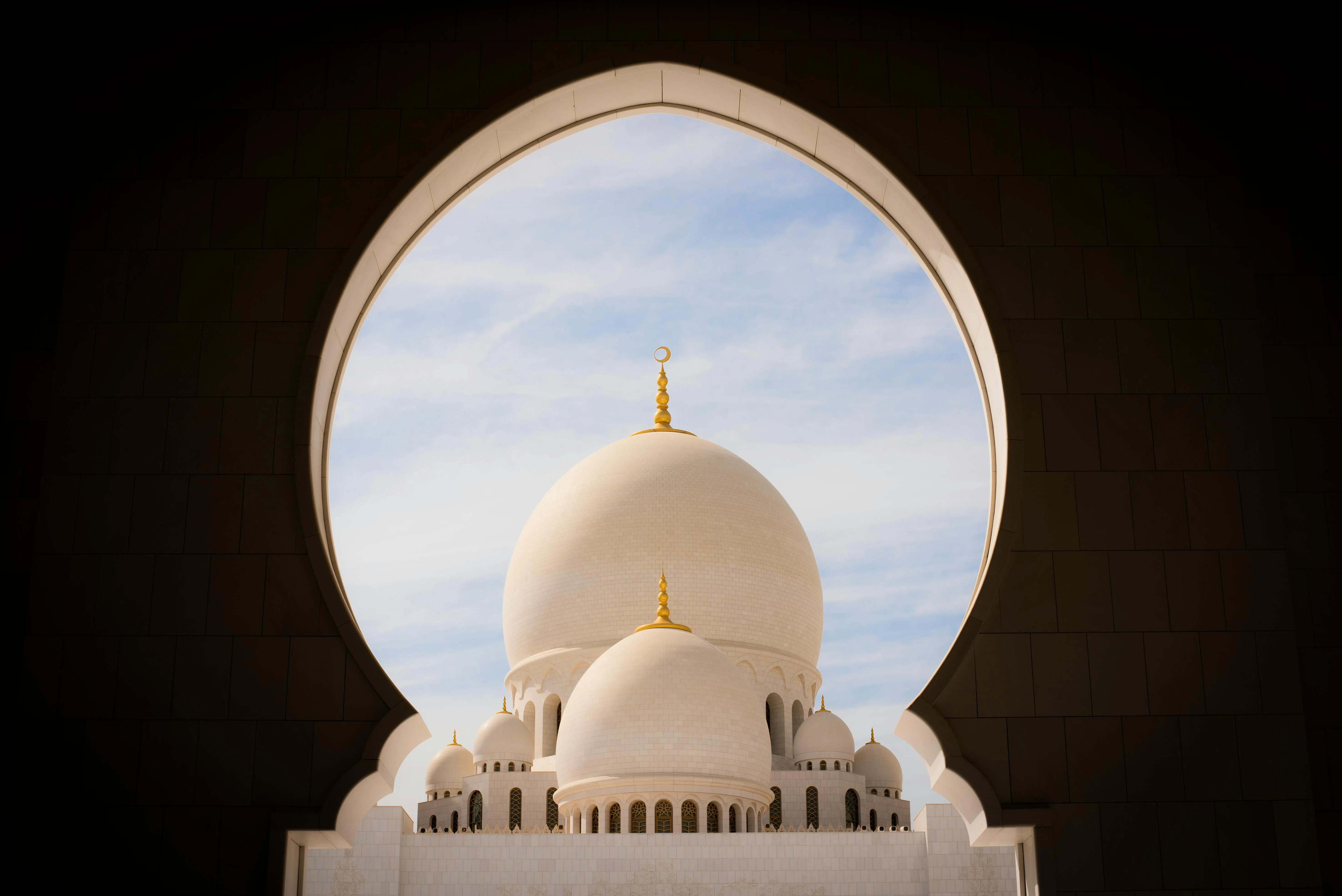 Photo Of Sheikh Zayed Grand Mosque Center During Daytime